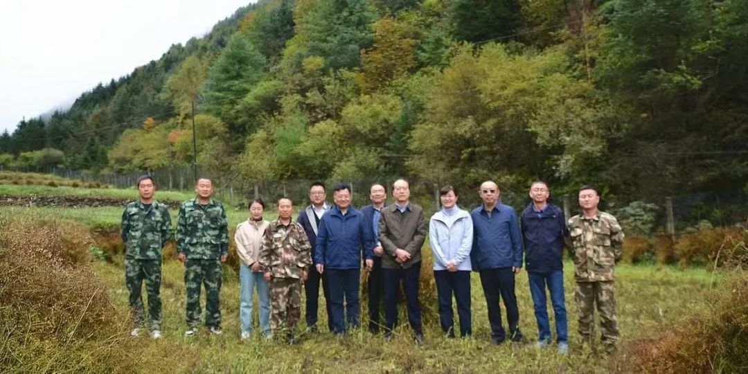 【集團(tuán)要聞】甘肅藥業(yè)集團(tuán)赴白龍江林業(yè)保護(hù)中心考察調(diào)研 共謀林下中藥材產(chǎn)業(yè)發(fā)展