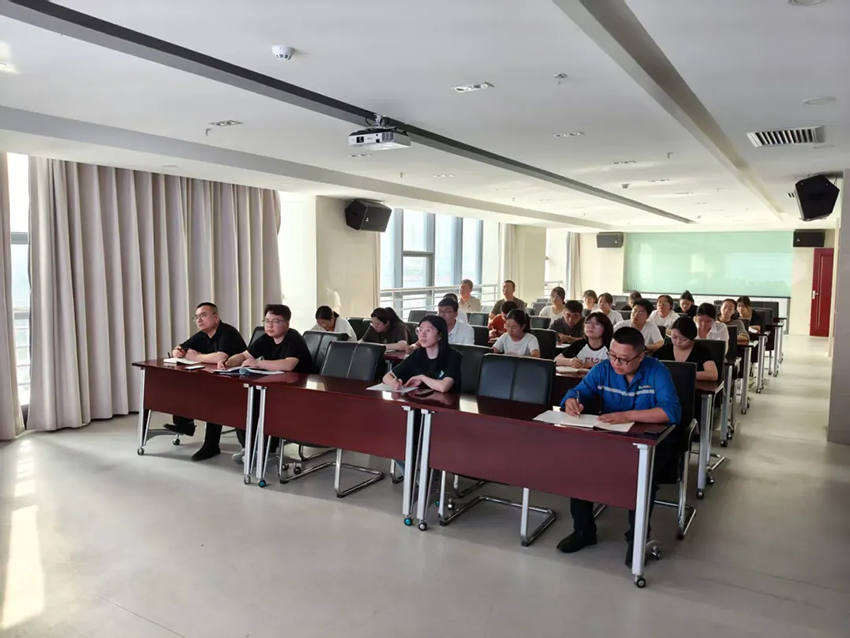 【研究院新聞】國方檢測公司開展理化檢測技術(shù)專項培訓(xùn)強化脂肪與膳食纖維檢測能力